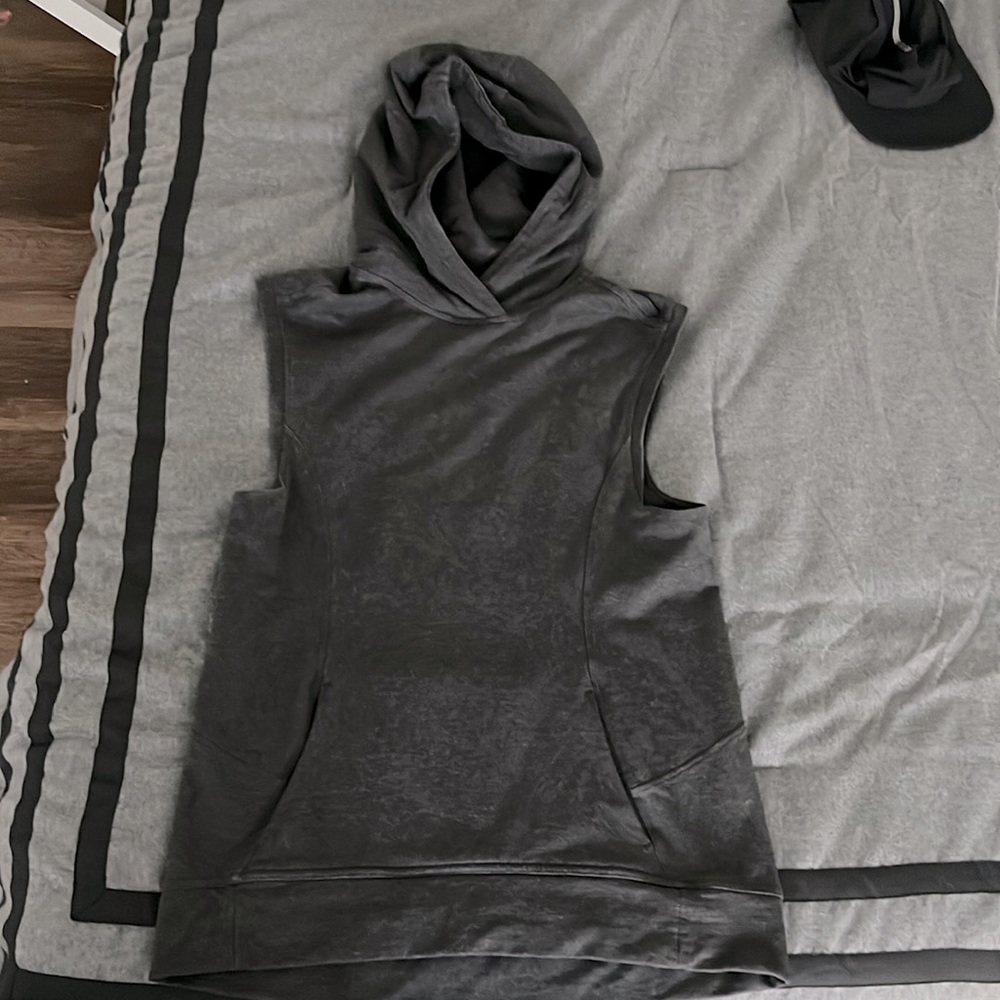 Hooded tank sweatshirt